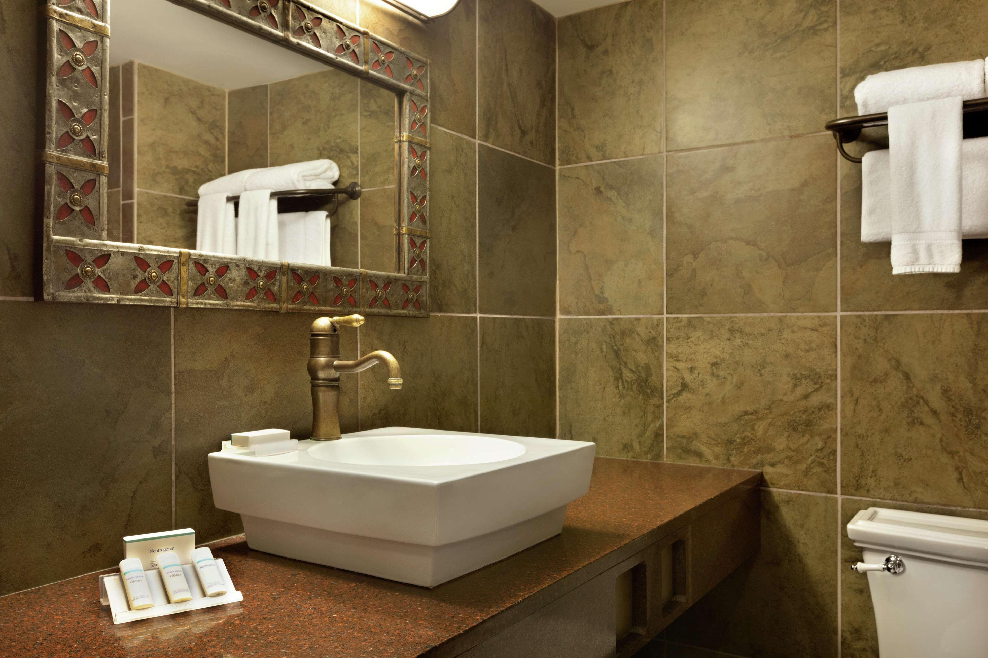 Hilton Garden Inn Rochester/Pittsford Bushnell Basin Zewnętrze zdjęcie