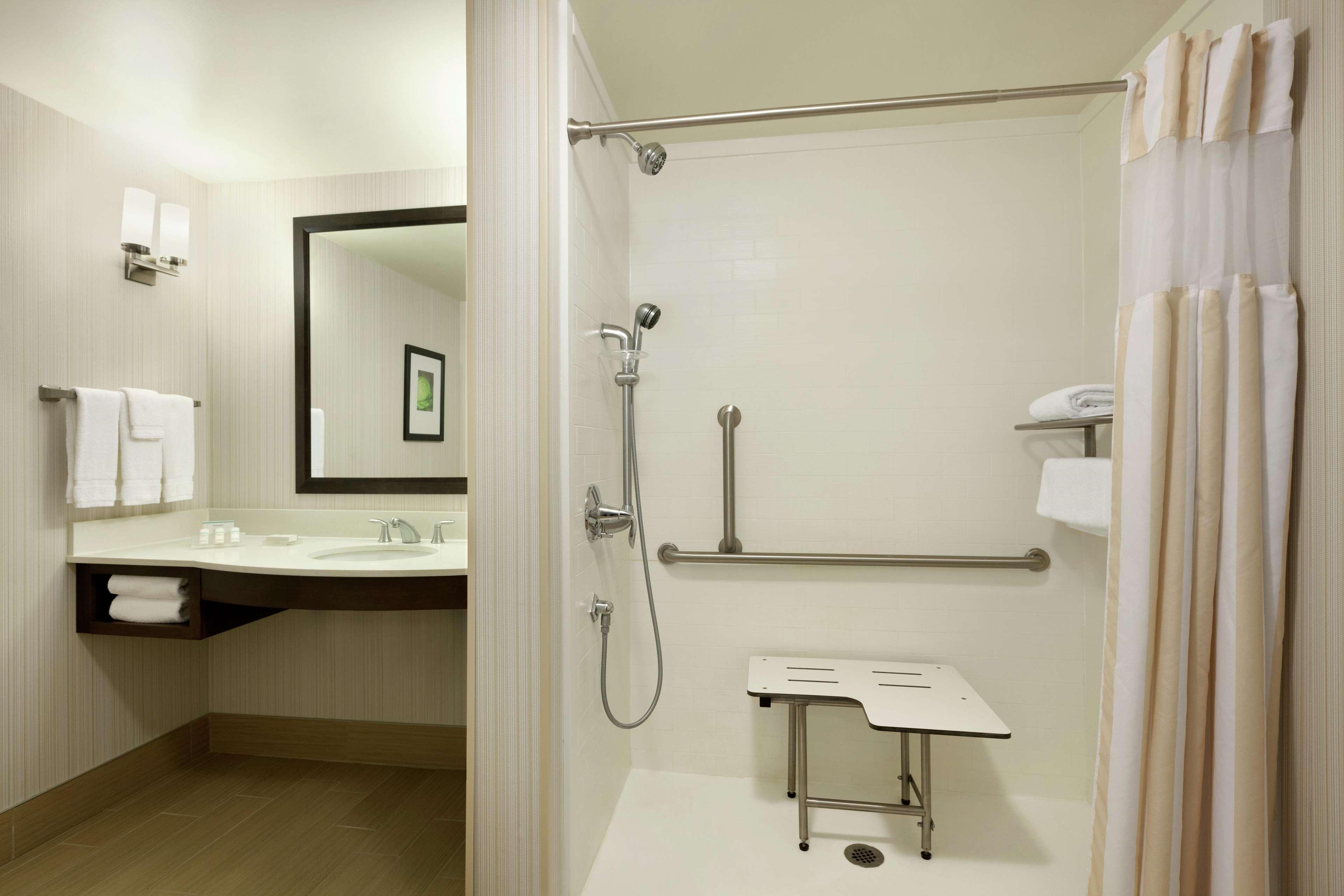 Hilton Garden Inn Rochester/Pittsford Bushnell Basin Zewnętrze zdjęcie