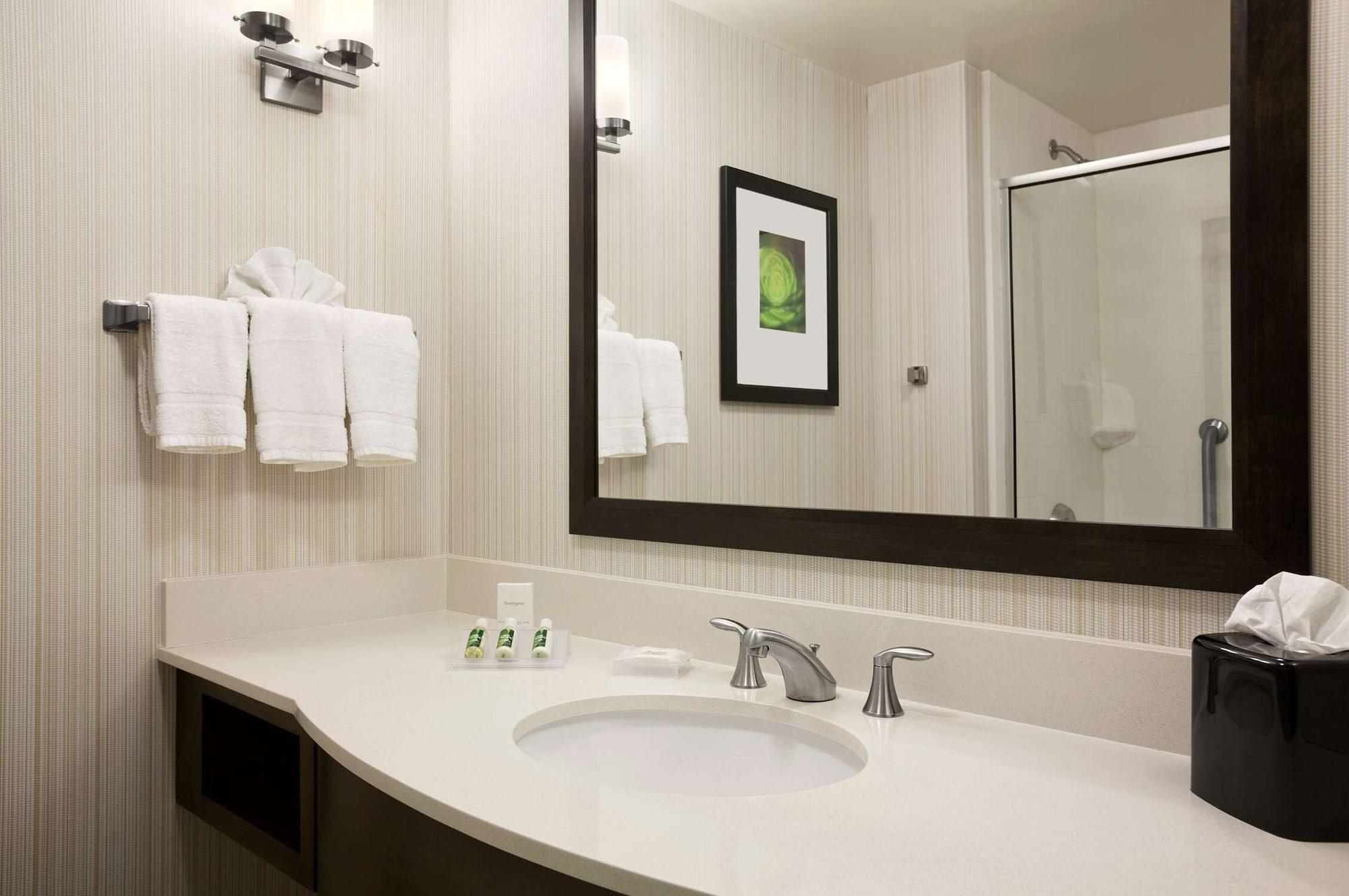 Hilton Garden Inn Rochester/Pittsford Bushnell Basin Zewnętrze zdjęcie